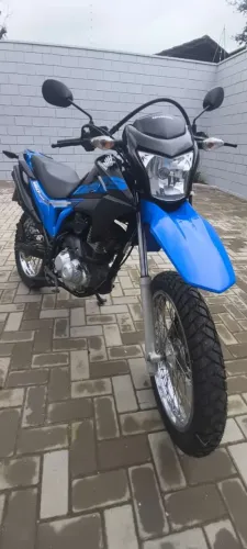 Nxr Bros 160 super inteira