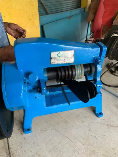 Máquina de Cortar Tiras 5 Facas