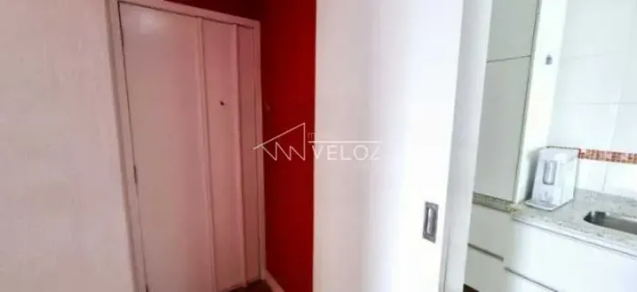 Apartamento - / Residencial / Catete