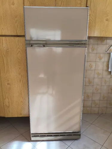Geladeira Brastemp 440L