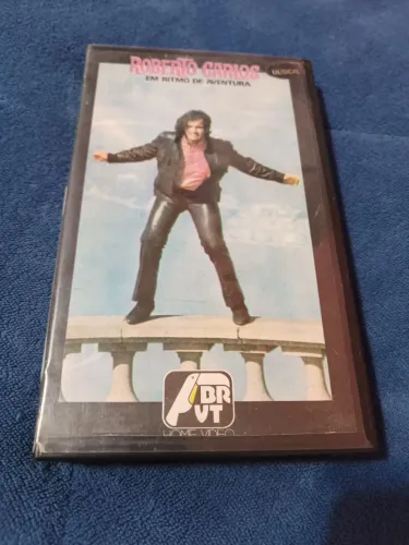 Roberto Carlos em Ritmo de Aventura em VHS.
