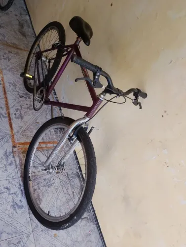 Bike aro 26 em bom estado conservado.