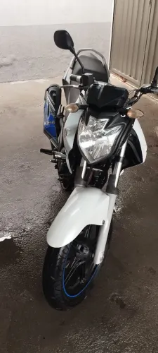 Fazer 250 branco Perola