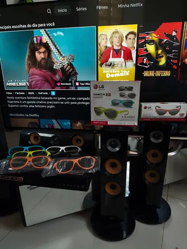 Vendo conjunto Smart TV 50" 4k 3D e 2D e home theater 3D LG 