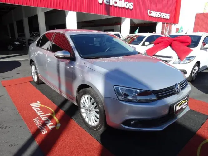 Volkswagen Jetta Comfortline 2.0 T.flex 8V 4P Tipt. 2011