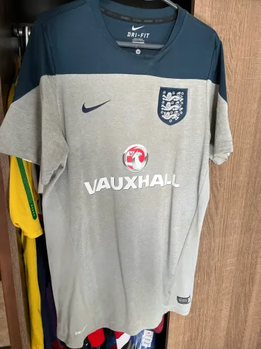Camisa Inglaterra Treino 2016/2017 Eurocopa 2016