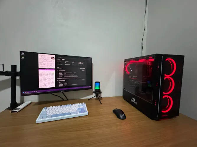 Ryzen 7 5700X RTX 4060 Ti 16GB DDR4 SSD 480GB + NVMe 512GB 650W 6 Fans RGB