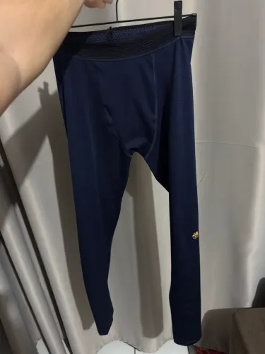 Calça compressiva TAM M