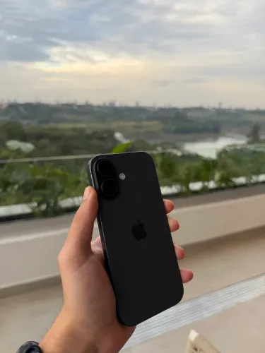 iPhone 17 256gb black - 1 ano de garantia 