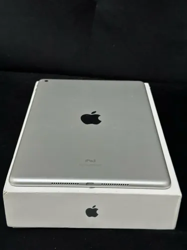 iPad Apple 9 Geração 10,2'' Wi-fi 64gb Prata USADO (apple pencil inclusa)
