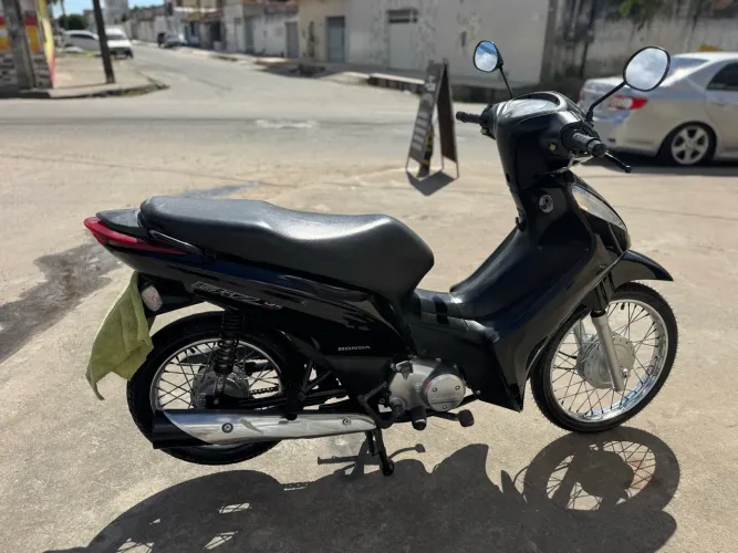 Biz 125 es com partida