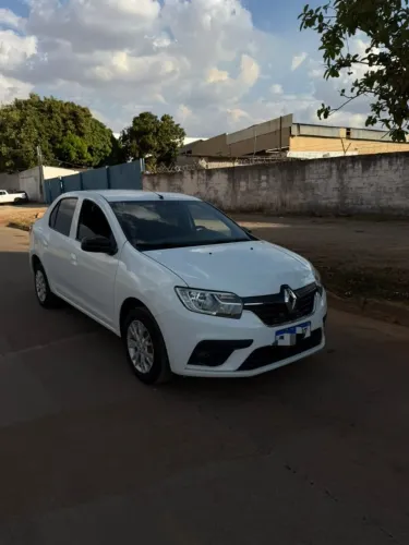 AGIO Logan 2023 revisado muito novo