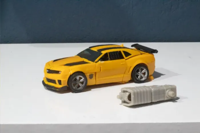 Transformers DOTM Bumblebee Deluxe Class