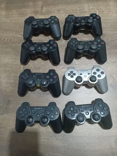 Lote de controles para PS3 para conserto ou retirada de peças. Leia a descrição.