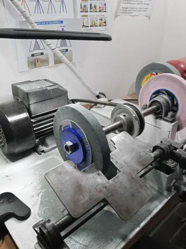 Máquina de Afiar alicates Result