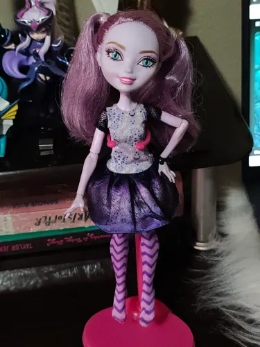 Kitty Ever after high