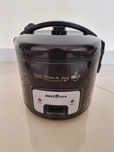 Panela elétrica de arroz Britânia