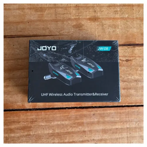 JOYO JW-08 SISTEMA SEM FIO UHF PARA GUITARRA, BAIXO E VIOLÃO