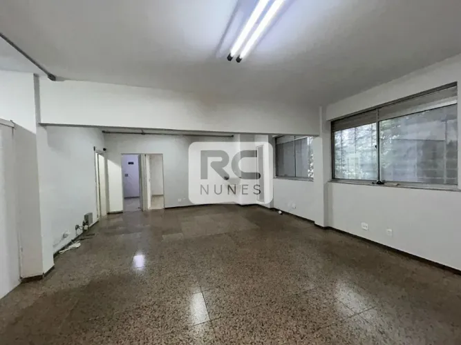 Sala com área de 110m² na região hospitalar, Bairro Santa Efigênia - Belo Horizonte/MG