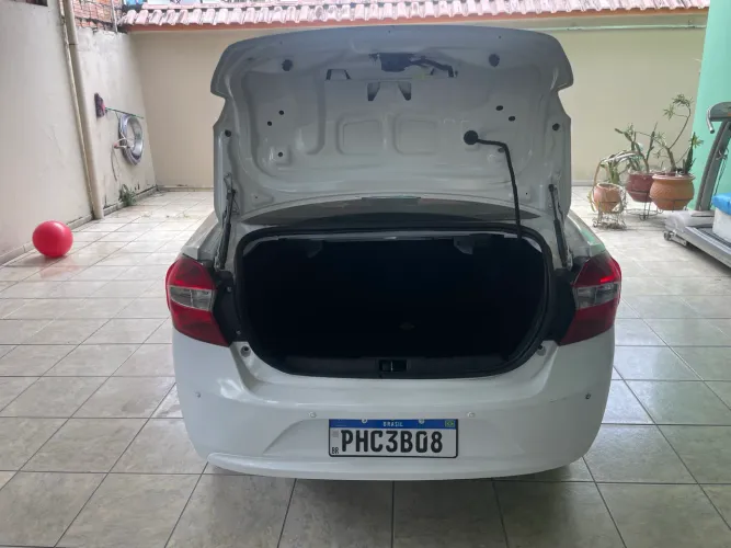 Ford KA+ Sedan 1.0 Tivct Flex 4P 2015