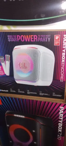 jbL encore2 com 2 microfones aceito cartão ZAP *90 aproveite tenho branca e preta