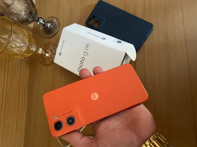 MOTOROLA MOTO g06 ! COMPLETO