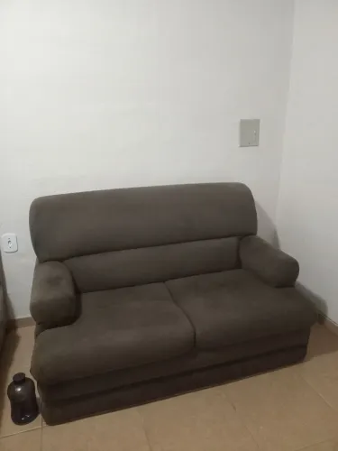 Sofá novinho, motivo da venda apenas mudança!!