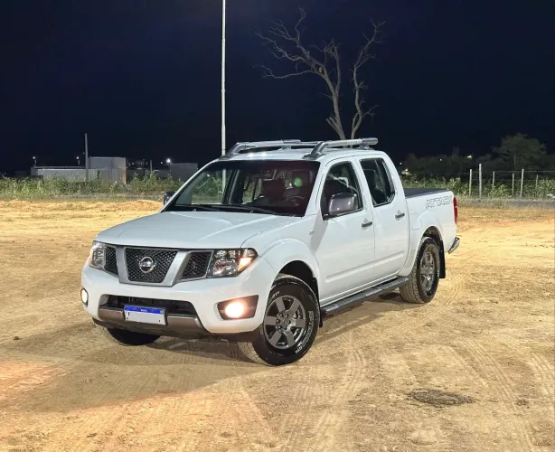 Nissan Frontier SV Attack CD 4X2 2.5 TB Diesel 2014