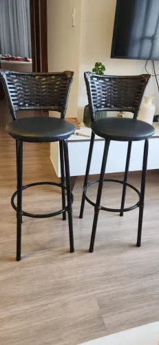 Kit 2 Banquetas Altas Preta Com Junco Argila Assento Preto