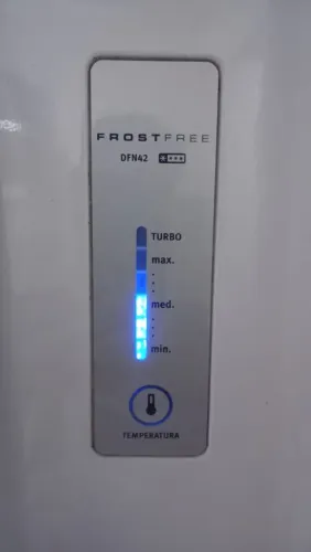 Geladeira eletrolux