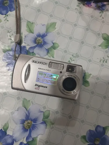 Câmera Samsung Digimax 401 4.0MP