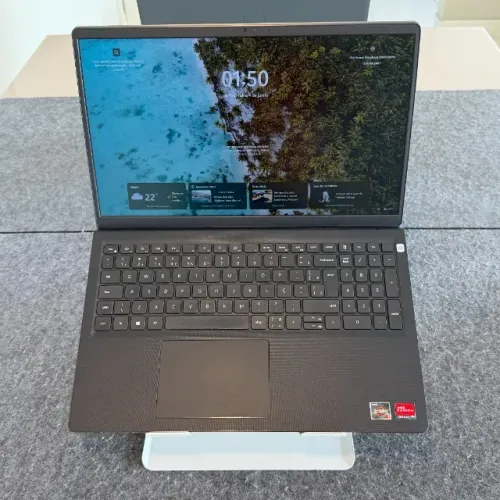 Notebook Dell Vostro, AMD Ryzen 7, 16gb de RAM, 256 de SSD e tela de 15.6 polegadas