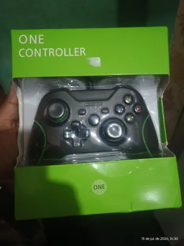Controle de Xbox one com fio
