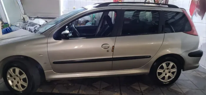 Peugeot 206 SW Presence 1.4/ 1.4 Flex 8V 5P 2005