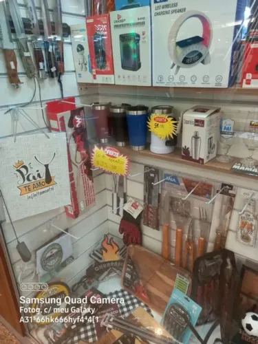 ESTRUTURA DE LOJA  COMPLETA  DE UTILIDADES E FERRAGENS ELETRONICOS