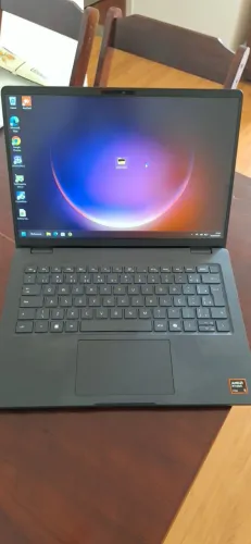 Notebook Dell Ryzen 5 PRO 230 | 16GB DDR5 | SSD 512GB | Radeon 760M