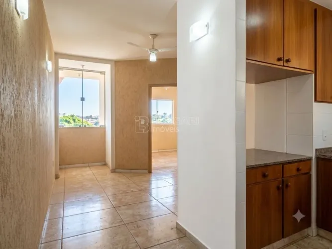 Venda de Apartamentos / Padrão na cidade de Araraquara