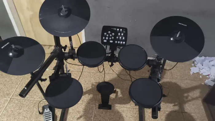 Bateria eletrônica completa