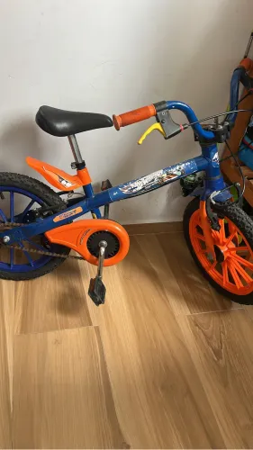 Bicicleta para crianca