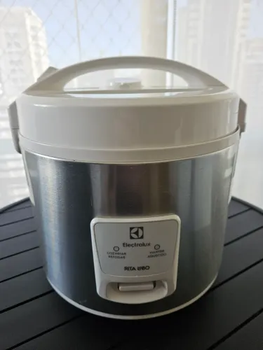 Panela De Arroz Elétrica Electrolux Por Rita Lobo 3,5l Erc31