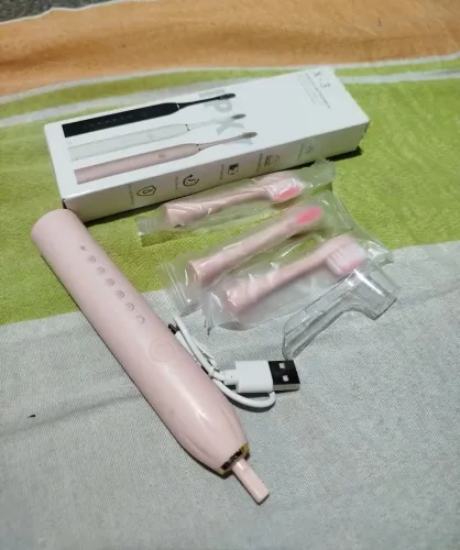 ESCOVA DENTAL ELETRICA NOVA