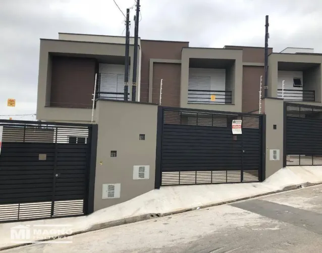 Sobrado com 2 dormitórios à venda, 77 m² por R$ 435.000,00 - Itaim Paulista - São Paulo/SP