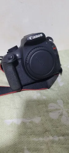 Câmera profissional T5I