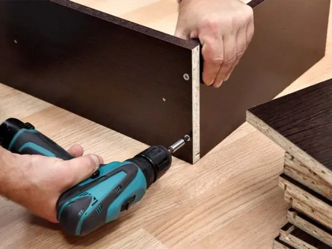 VAGA MONTADOR COM EXPERIENCIA - LEIA DESCRIÇÃO