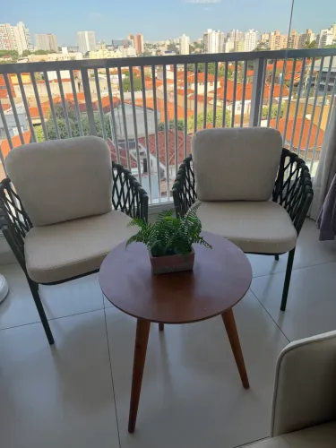 Conjunto para Varanda - 2 Poltronas Estofadas + Mesa