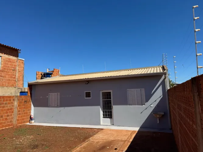 Terreno murado 200 m² com edícula 40 m²