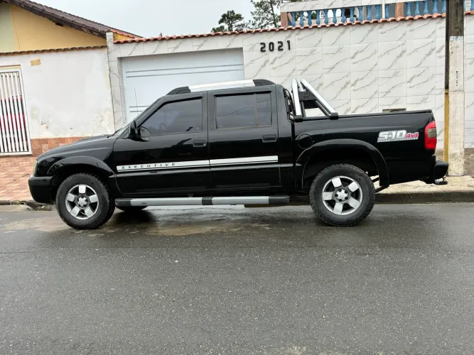 Chevrolet S10 Pick-up Exec. 2.8 4X4 CD TB Int.dies 2009