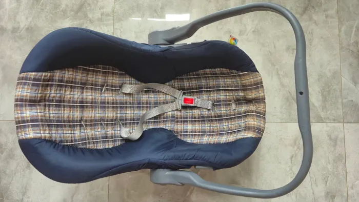 Bebê Conforto Nino Tutty Baby