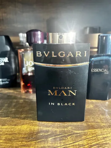 Bulgari Man in Black fr de 100ml com 80ml Pouquíssimo uso