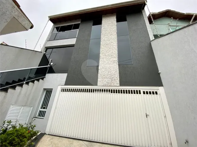 SOBRADO PORTEIRA FECHADA VILA MARIA ALTA